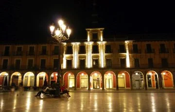 León