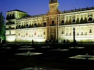 León